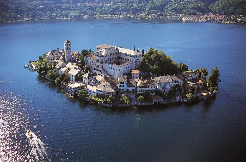 Tre Laghi Hotel Nebbiuno Exterior foto